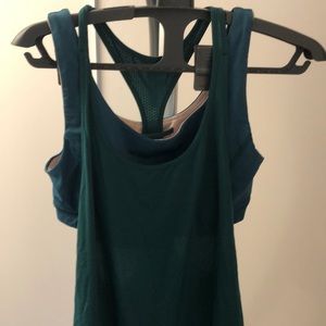 Lululemon tank with built in bra